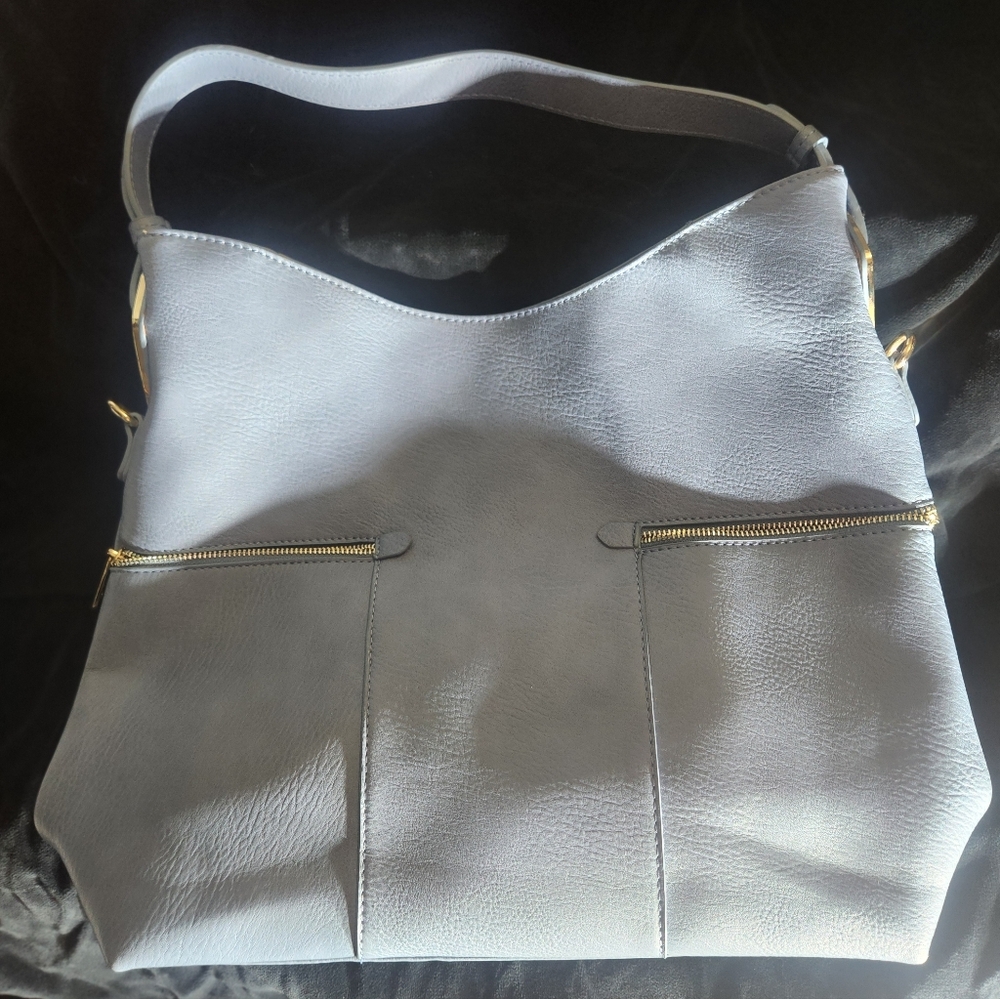 Elegant Gray Shoulder Bag